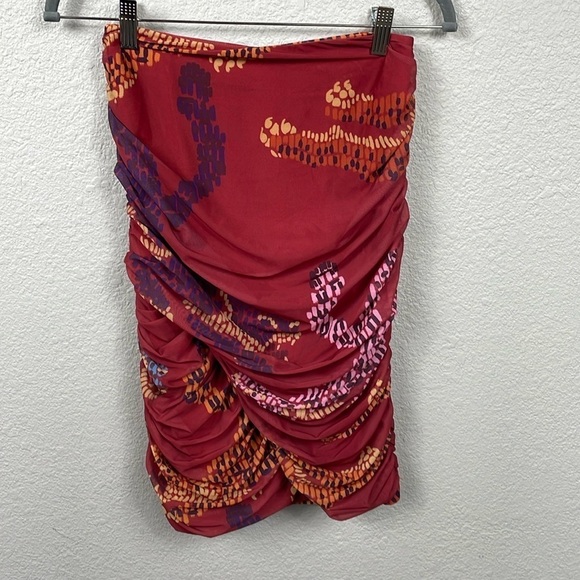 NWT Farm Rio for Anthropologie Ruched Mesh Mini Skirt Red Abstract Sz XXS - Picture 5 of 16